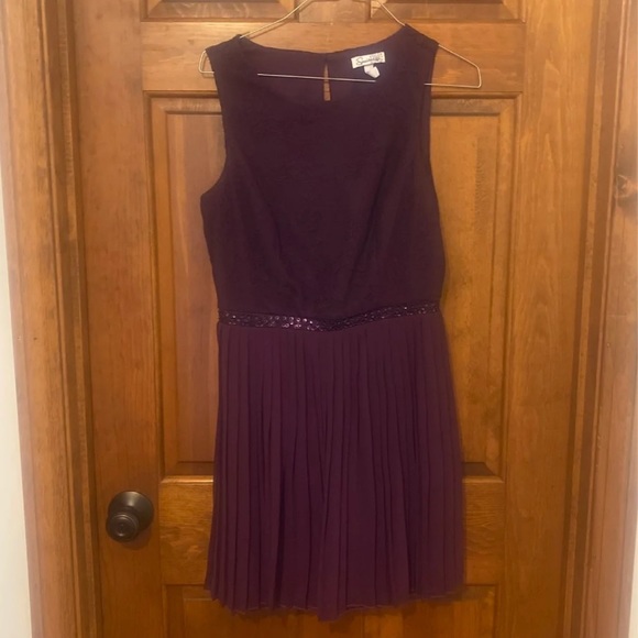 Purple semi formal dress - Picture 1 of 4